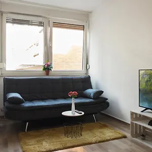 Helles Studio In Innenstadt Mit Netflix Apartment Mannheim
